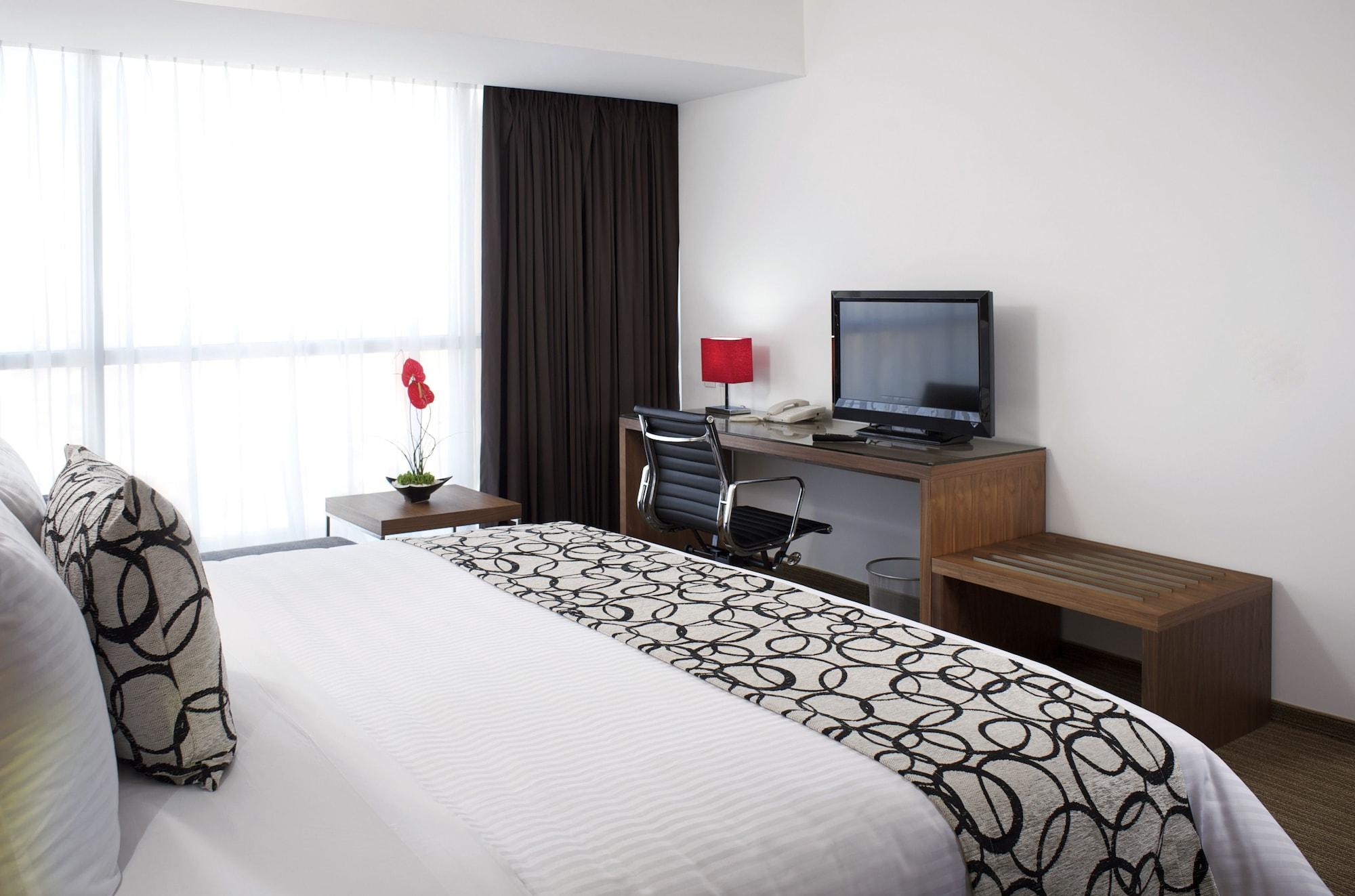 Casa Inn Premium Hotel Queretaro Miranda Exterior foto A bedroom at the hotel