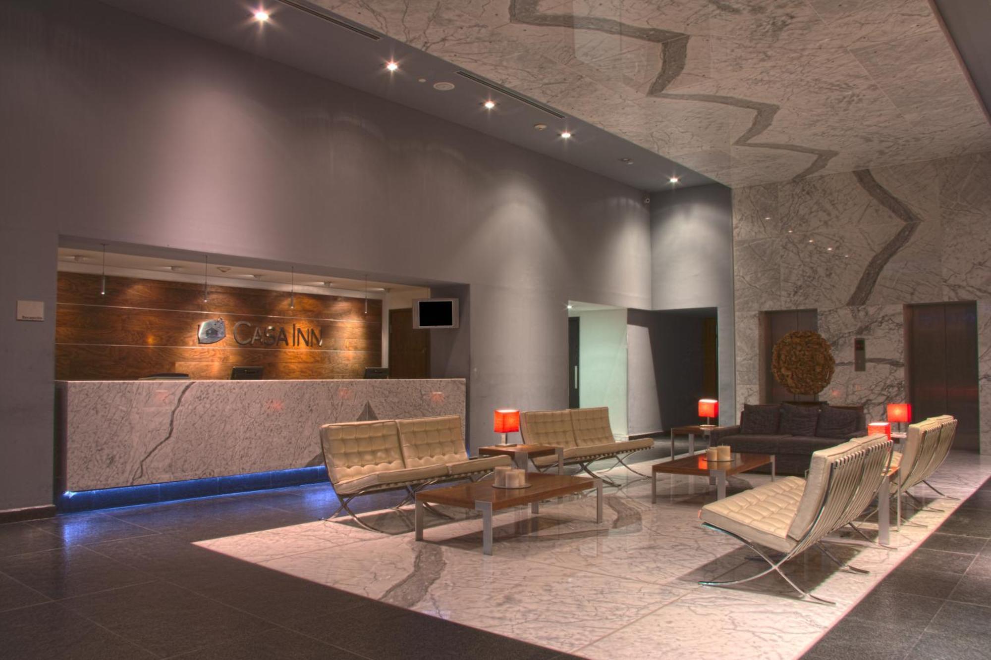 Casa Inn Premium Hotel Queretaro Miranda Exterior foto The lobby of the hotel