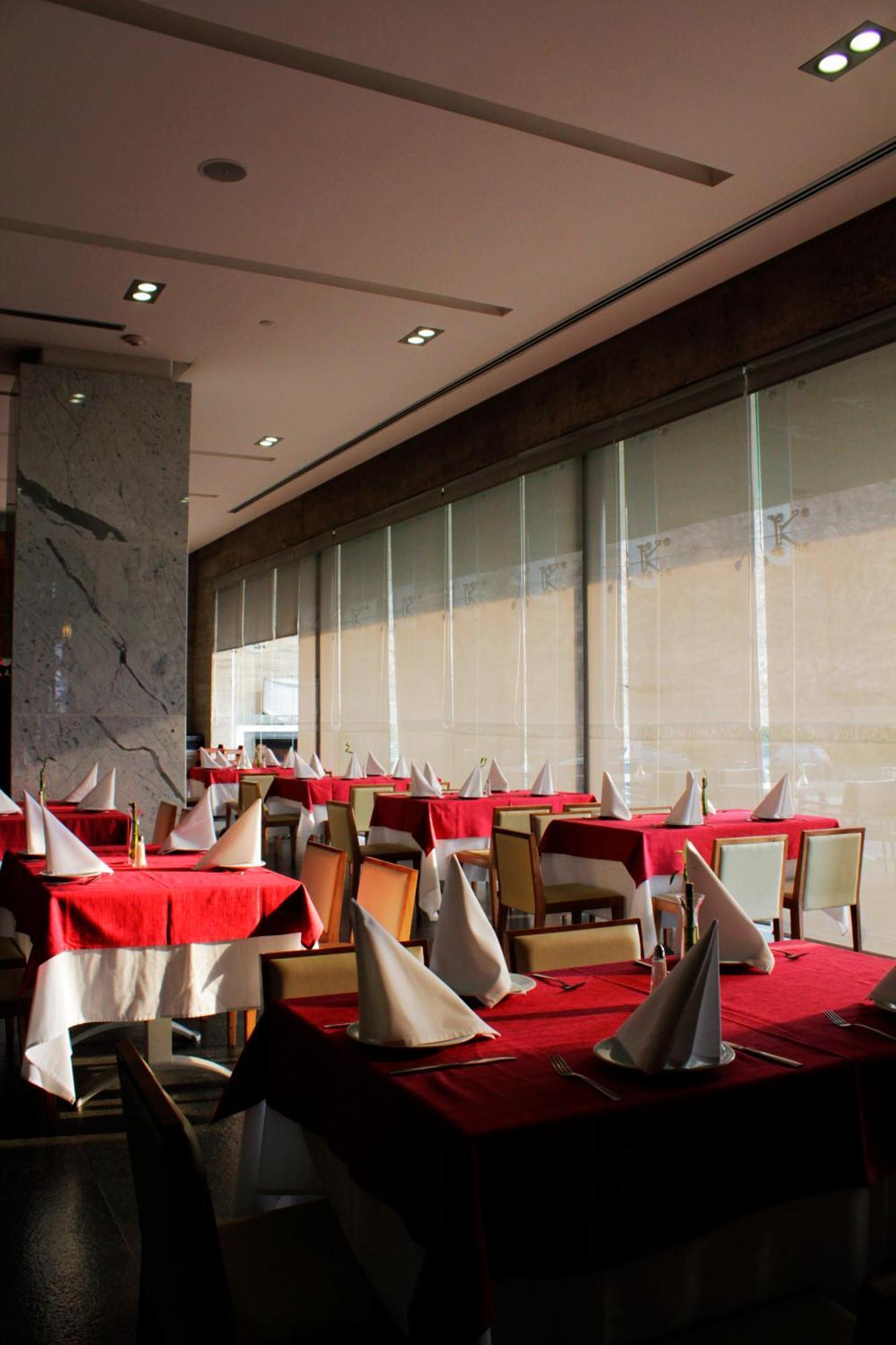 Casa Inn Premium Hotel Queretaro Miranda Exterior foto Restaurant