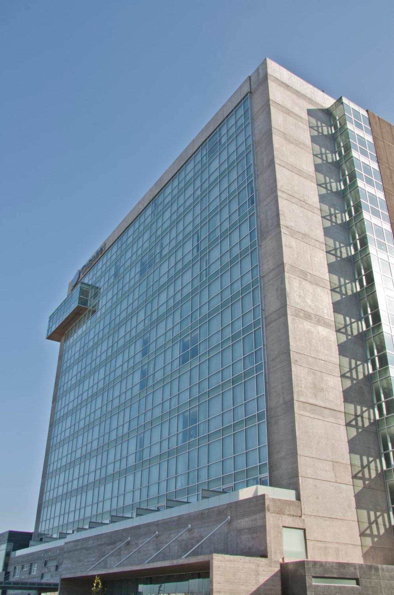 Casa Inn Premium Hotel Queretaro Miranda Exterior foto The headquarters of the European Anti-fraud Office in Rue Joseph II, Brussels